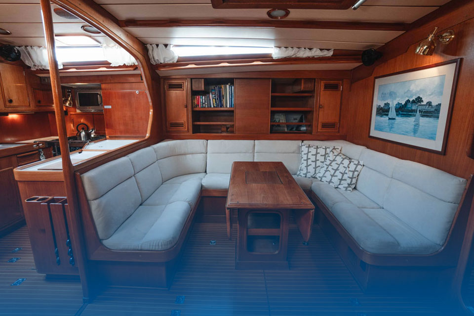 Blue-Bottom-Interior