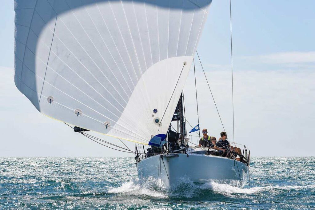 Sunrise JPK 1180 -Race the Wight.jpg