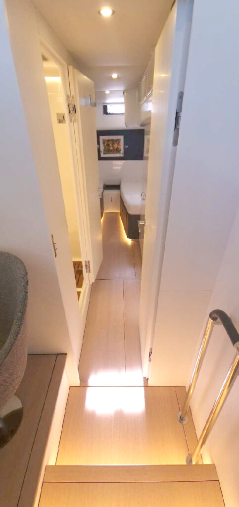 Y7 - YKnot - Interior cabins