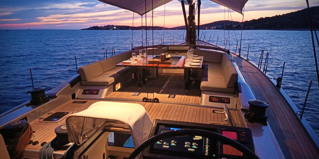 Swan 76 - La Loévie - Deck