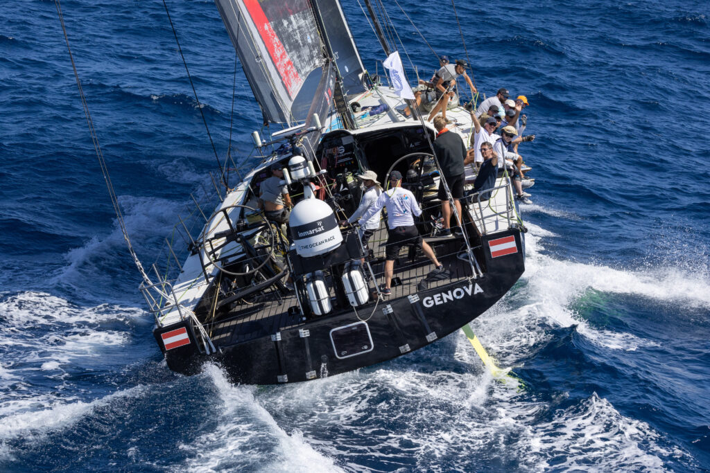 Volvo Ocean 65 - Sisi - stern on
