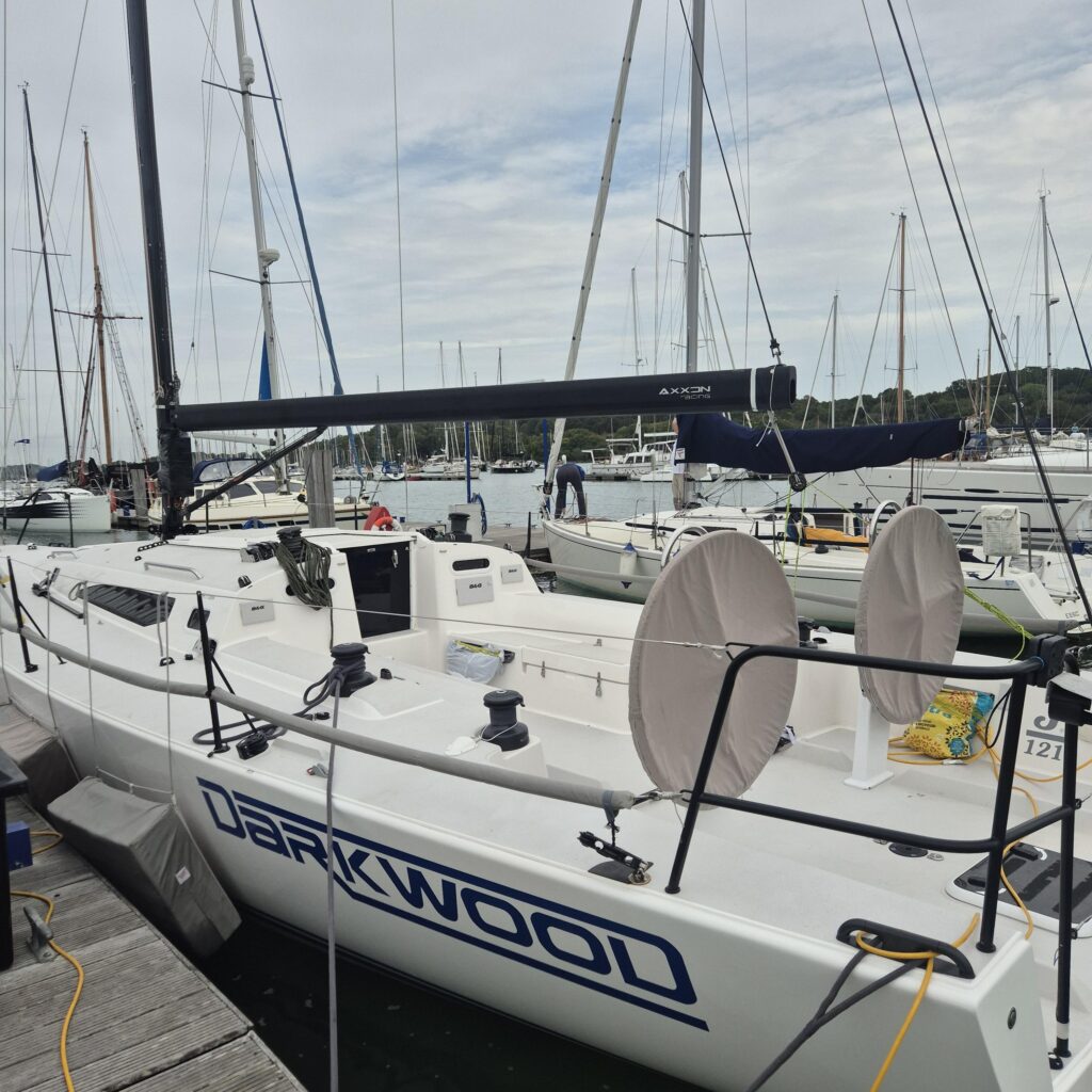 DArkwood - J121 - Moored