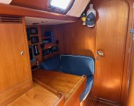 Swan 56 - Amoress Chart table